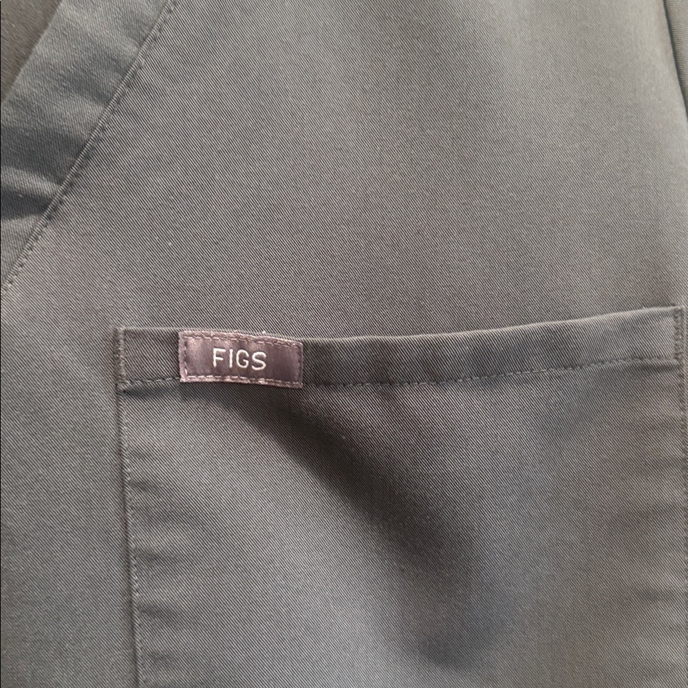 Figs Technical Collection Scrub Top - Picture 3 of 6